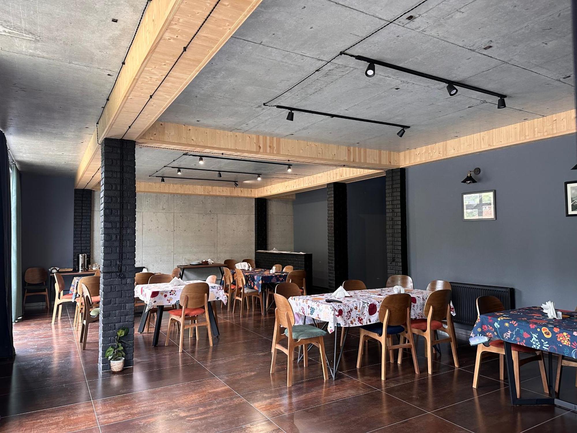Hotel Mountime Kazbegi Ngoại thất bức ảnh