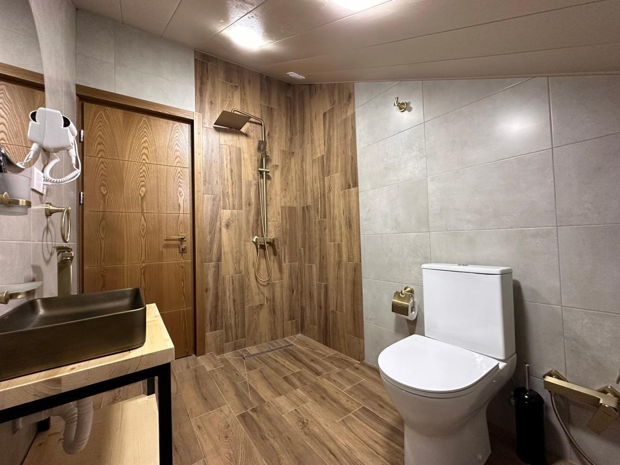 Hotel Mountime Kazbegi Ngoại thất bức ảnh