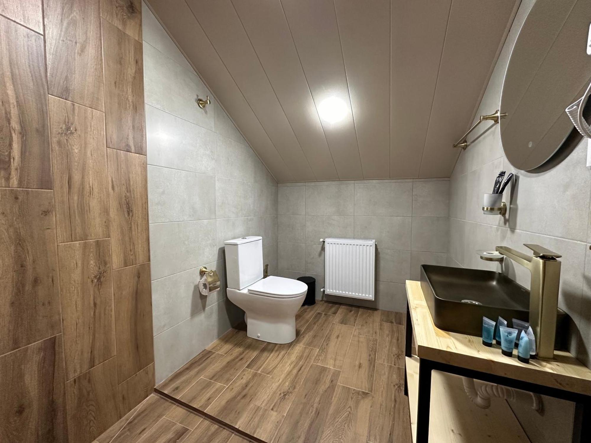 Hotel Mountime Kazbegi Ngoại thất bức ảnh