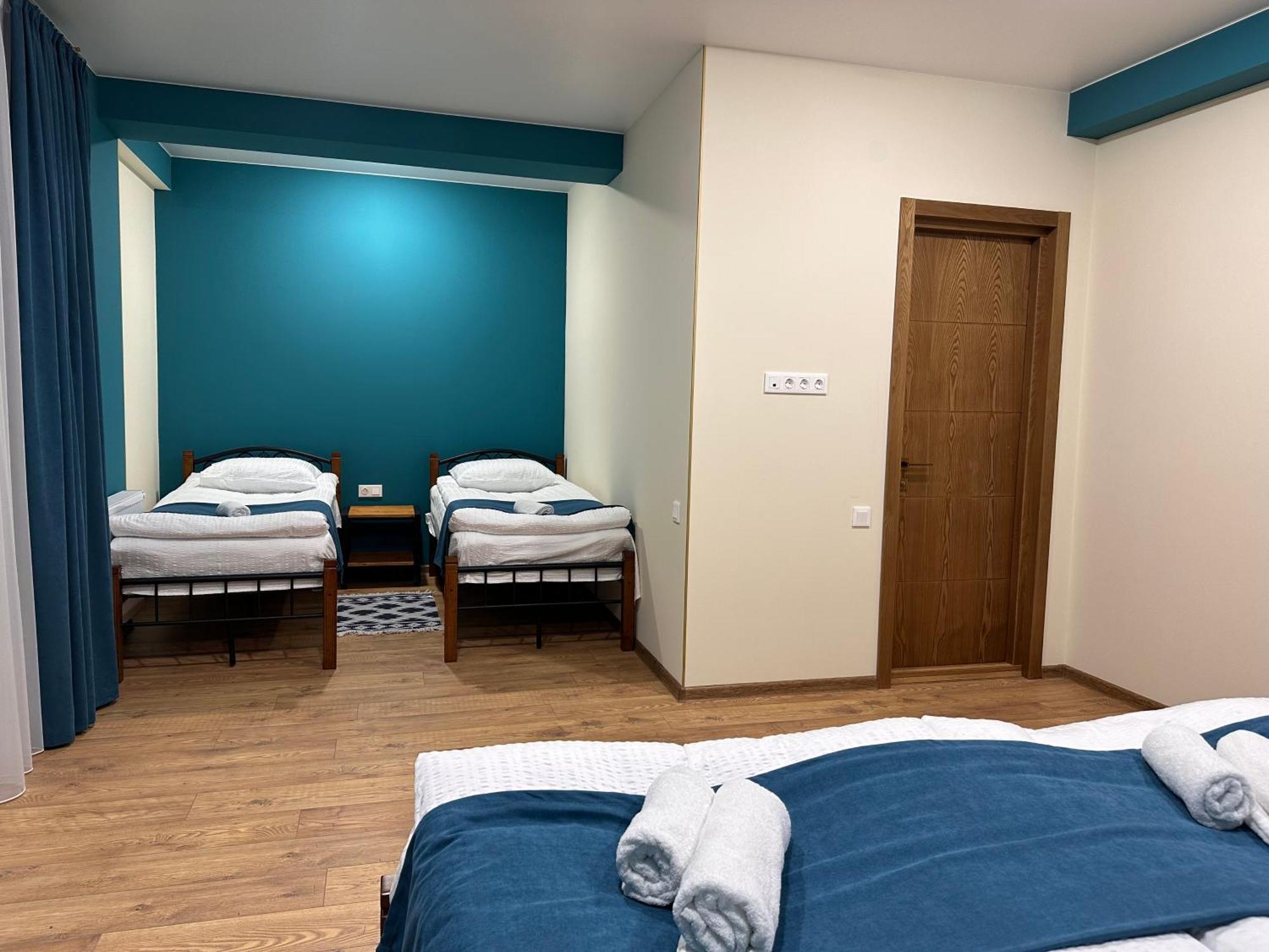 Hotel Mountime Kazbegi Ngoại thất bức ảnh