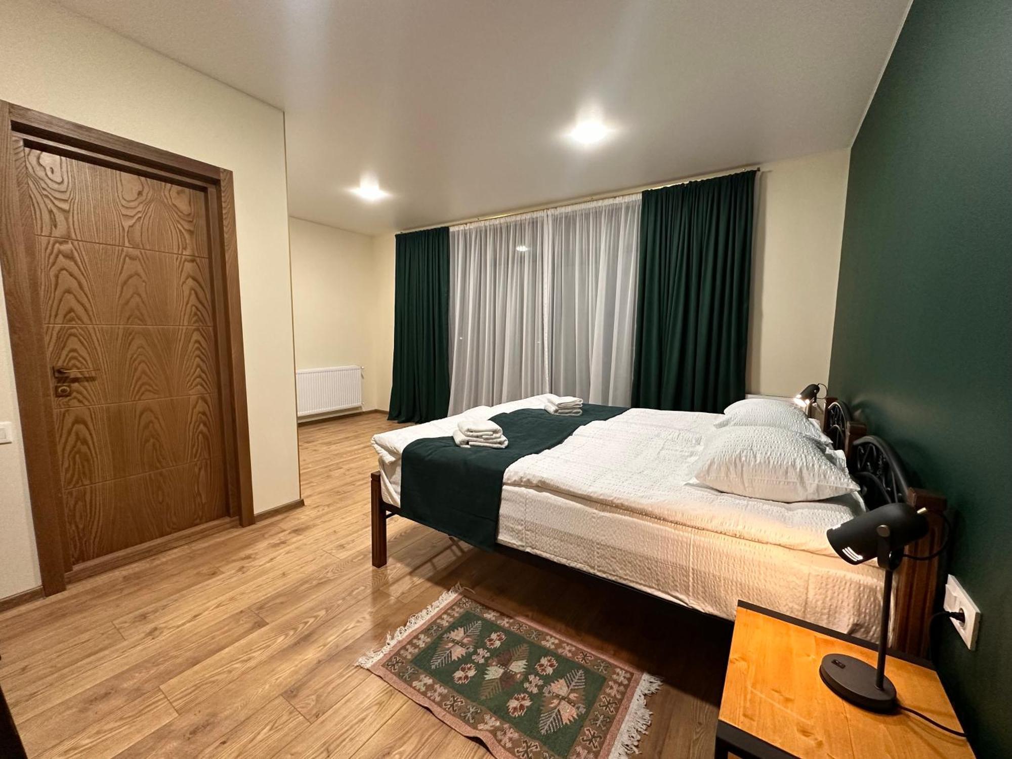 Hotel Mountime Kazbegi Ngoại thất bức ảnh