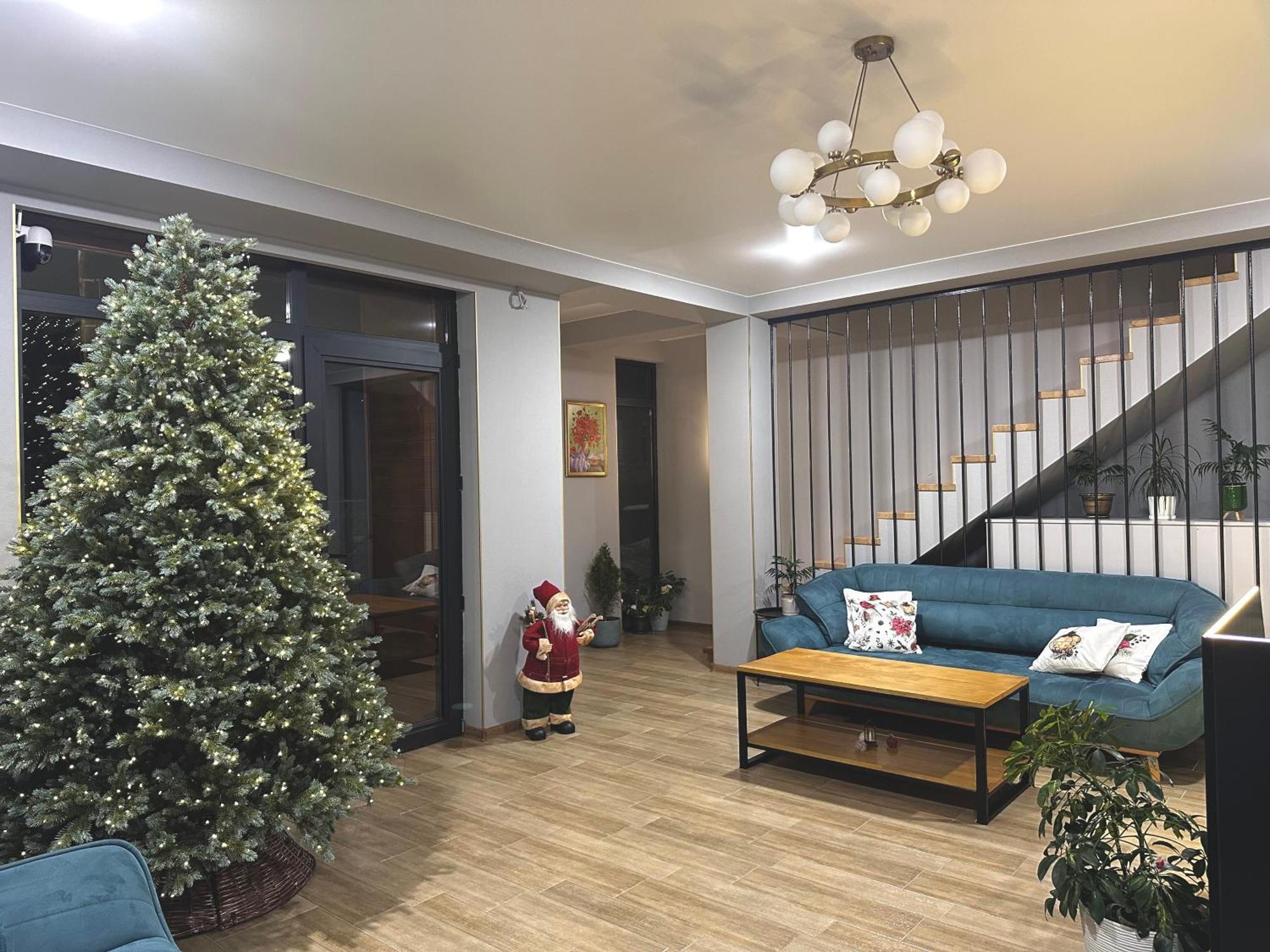 Hotel Mountime Kazbegi Ngoại thất bức ảnh